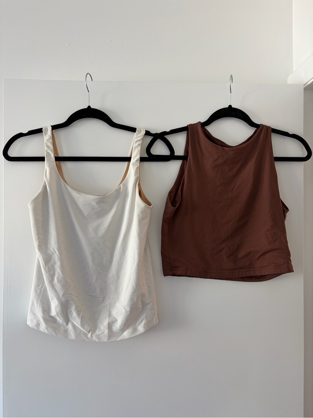 Set of 2 workout tanks